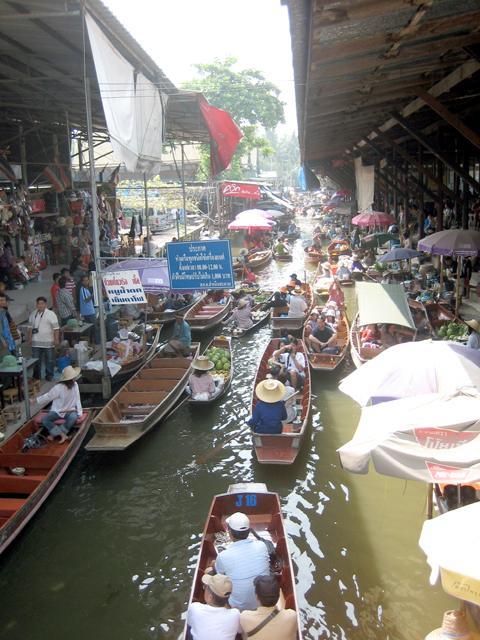 水上市場